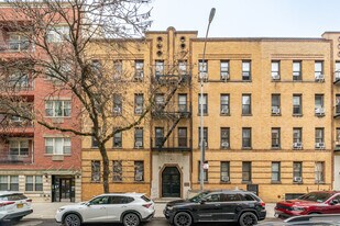 3053 29th St in Astoria, NY - Building Photo