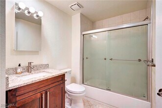 4680 St Croix Ln in Naples, FL - Building Photo - Building Photo