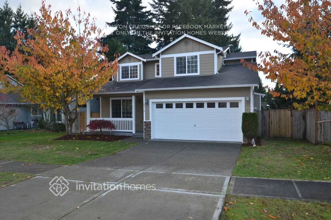 8514 186th St Ct E in Puyallup, WA - Building Photo
