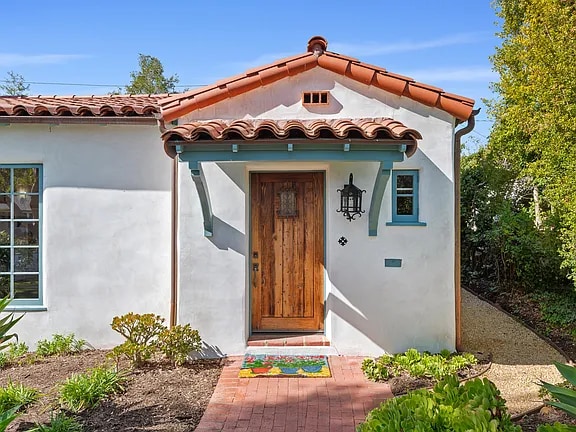 417 Calle Palo Colorado in Santa Barbara, CA - Building Photo - Building Photo