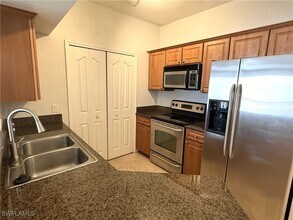 12990 Positano Cir in Naples, FL - Building Photo - Building Photo