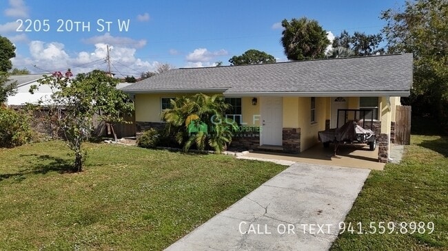 2205 20th St W in Bradenton, FL - Building Photo - Building Photo