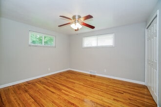 521 California Ave in Monroeville, PA - Building Photo - Building Photo