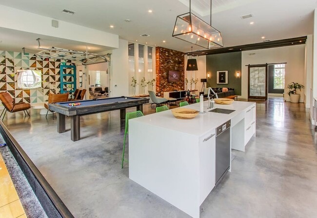 Cortland Delray Station in Delray Beach, FL - Foto de edificio - Building Photo