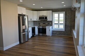 208 S Jackson St in Jackson, MI - Building Photo - Building Photo