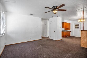 724 E Mustang St in Crowley, TX - Building Photo - Building Photo