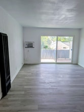 1025 N Madison St in Stockton, CA - Building Photo - Building Photo