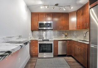 160 Commonwealth Ave, Unit 417 in Boston, MA - Foto de edificio - Building Photo