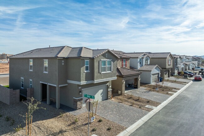 Brevi in Las Vegas, NV - Building Photo - Building Photo