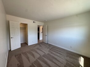 550 Graves Ave in El Cajon, CA - Building Photo - Building Photo