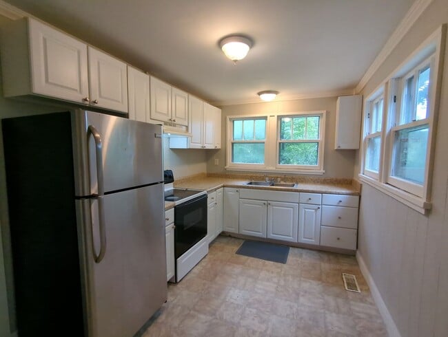 property at 937 Garden St
