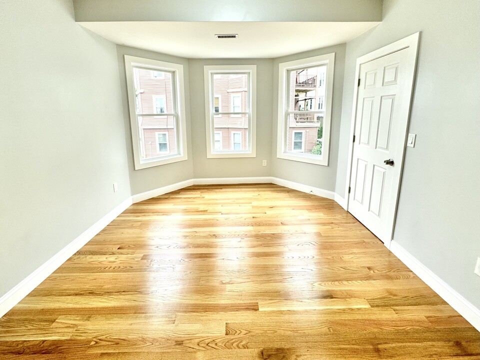 190 Hillside St, Unit 2 in Boston, MA - Building Photo