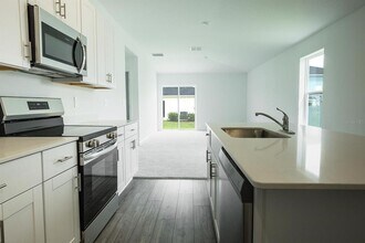 3229 NE 38th St in Ocala, FL - Building Photo - Building Photo