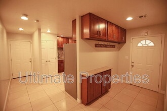 1003 W Howe St in Tempe, AZ - Building Photo - Building Photo