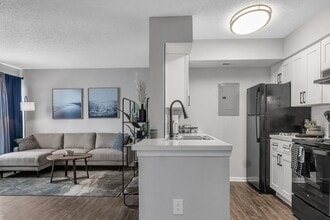 The Hudson in Corpus Christi, TX - Building Photo - Building Photo