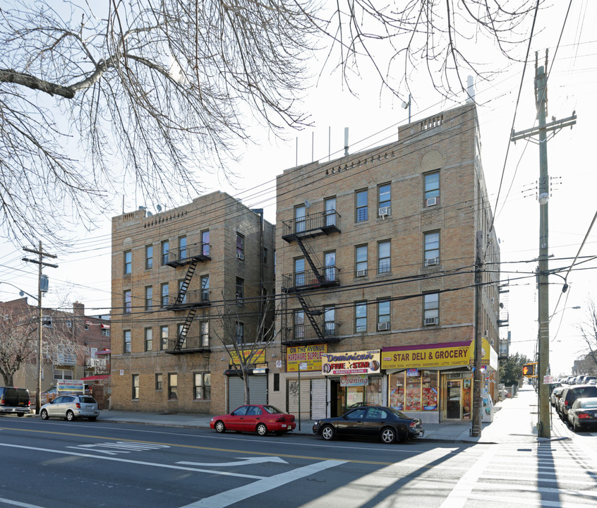 3724-3728 Bronxwood in Bronx, NY - Building Photo