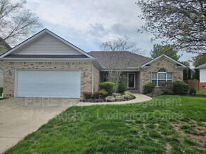 321 Lebeau Dr in Nicholasville, KY - Building Photo - Building Photo