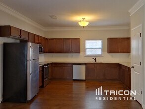 101 Daisy Cir in Mcdonough, GA - Building Photo - Building Photo