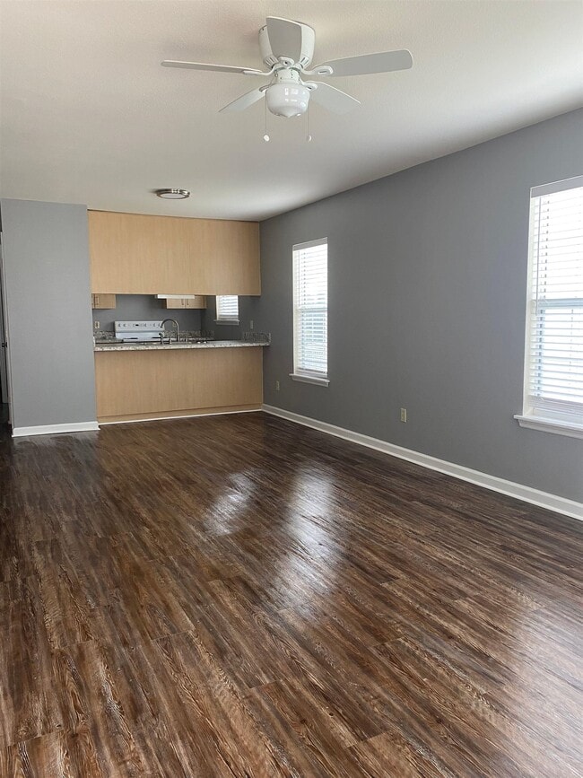 2719 W Tharpe St in Tallahassee, FL - Building Photo - Building Photo