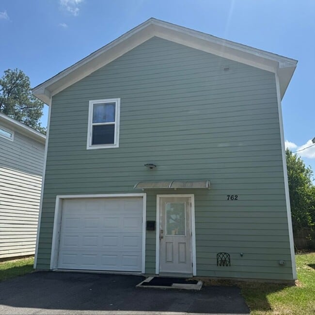property at 762 Parklawn St