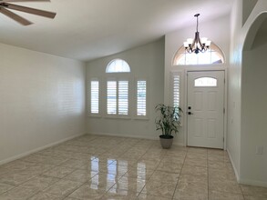 7303 Asseri St in Bakersfield, CA - Building Photo - Building Photo