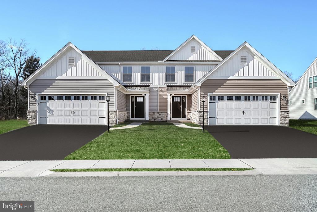 41 Long Bnd Dr in Carlisle, PA - Building Photo