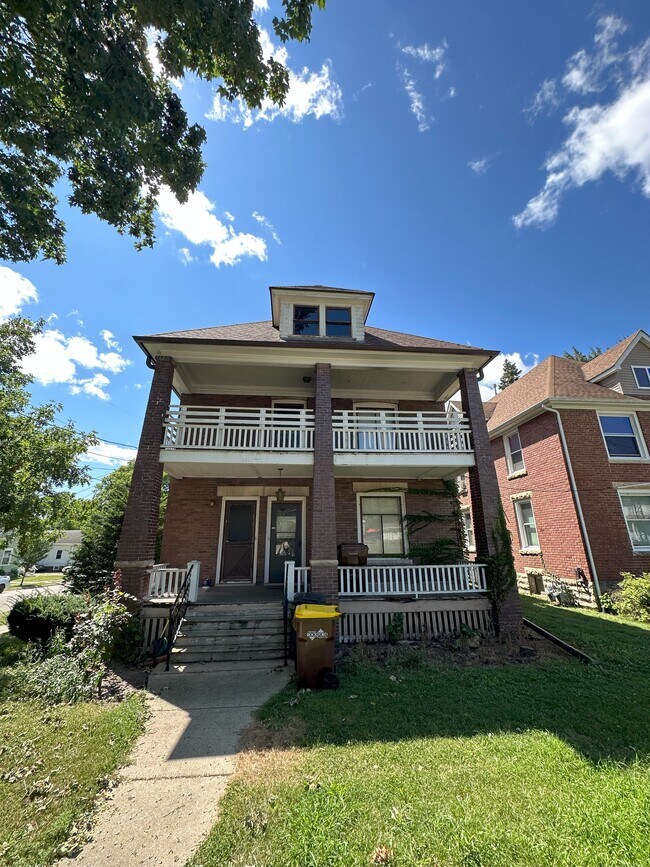 property at 1661 5th Ave