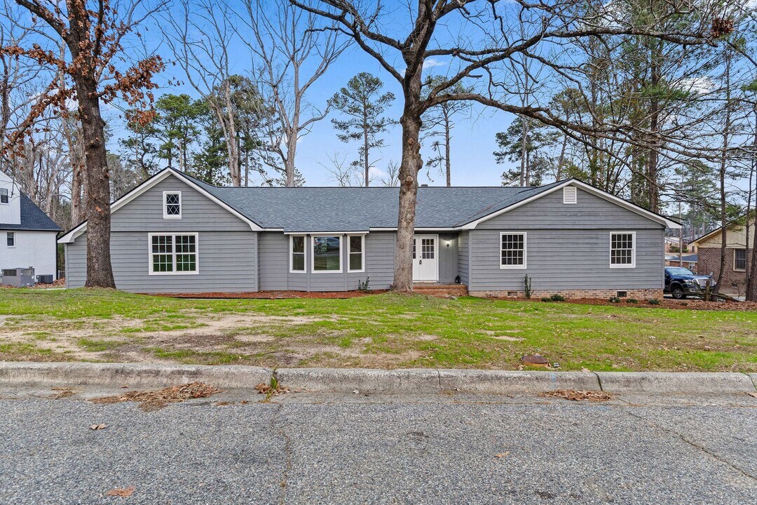 1306 Dominica Dr in Augusta, GA - Building Photo