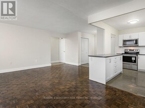 41-841 Garfella Dr in Toronto, ON - Building Photo - Building Photo