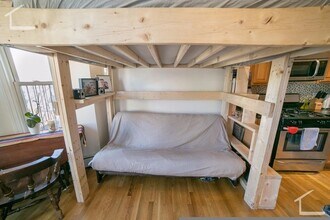 26 Pinckney St in Somerville, MA - Building Photo - Building Photo