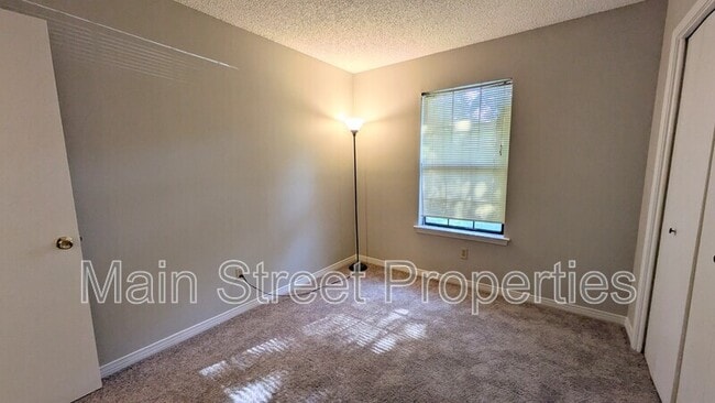 9345 Chisholm Rd in Pensacola, FL - Building Photo - Building Photo