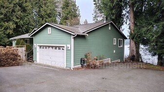 28802 WA-104 in Kingston, WA - Building Photo