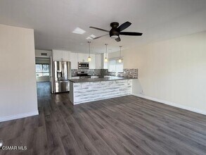 2239 Portola Ln in Westlake Village, CA - Building Photo - Building Photo