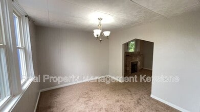 630 Margaret St in Mount Oliver, PA - Foto de edificio - Building Photo