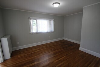 41 Chapman St in Watertown, MA - Building Photo - Building Photo
