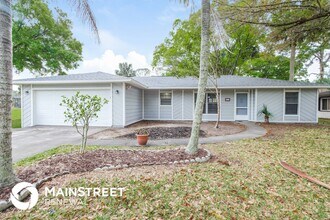 1044 Zamora St SE in Palm Bay, FL - Building Photo - Building Photo