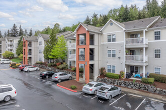 Greens of Merrill Creek in Everett, WA - Foto de edificio - Building Photo