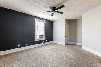 1949 Hudson Ave in Cincinnati, OH - Building Photo - Building Photo