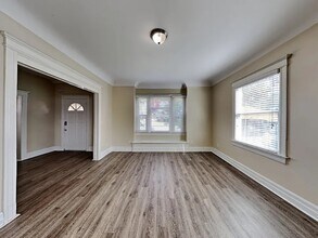 426 Nueces Spring in San Antonio, TX - Building Photo - Building Photo
