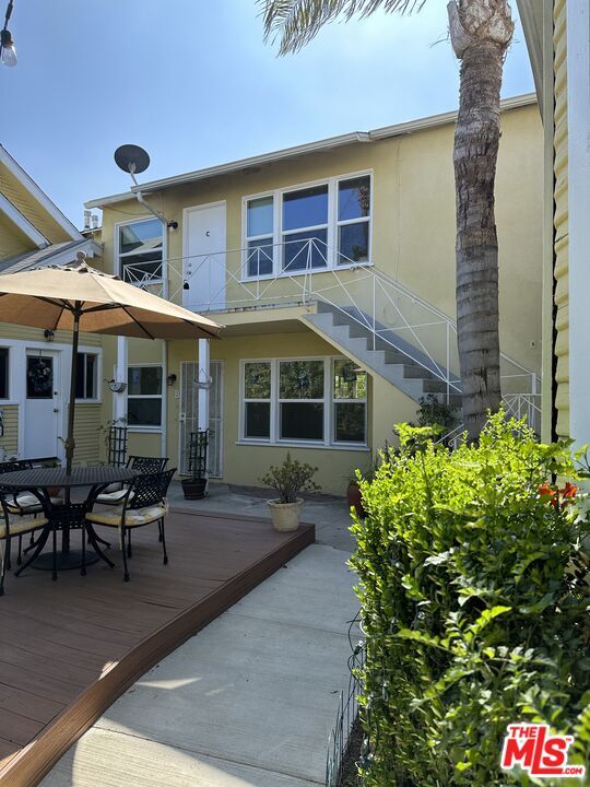 3017 Colorado Ave-Unit -C in Santa Monica, CA - Building Photo - Building Photo