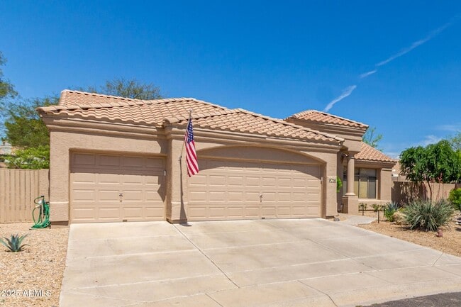 9716 E Janice Way in Scottsdale, AZ - Foto de edificio - Building Photo