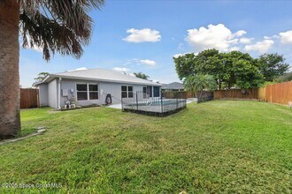 897 Hunters Creek Dr in Melbourne, FL - Building Photo - Building Photo