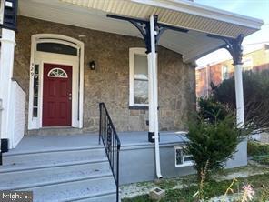 329 E Walnut Ln in Philadelphia, PA - Building Photo - Building Photo