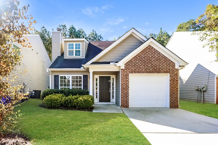 4806 Enclave Dr in Union City, GA - Building Photo