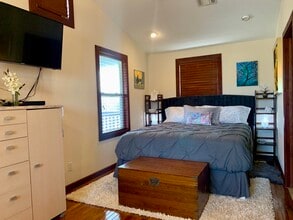 905 Prospect Ave, Unit A in Austin, TX - Building Photo - Building Photo