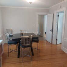 28 Washington Ave, Unit 2nd floor in Rutherford, NJ - Building Photo - Building Photo