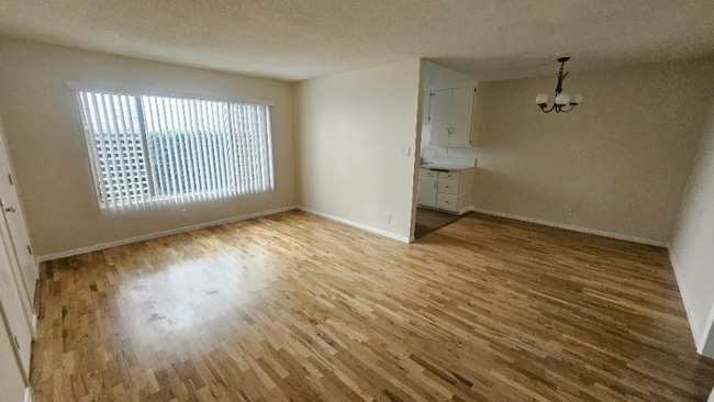 1201 N Ogden Dr, Unit 3 in West Hollywood, CA - Building Photo - Building Photo