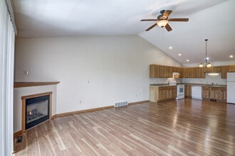 5538 165th St E in Chippewa Falls, WI - Building Photo - Building Photo