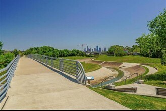5305 Darling St in Houston, TX - Building Photo - Building Photo