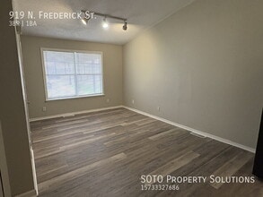 919 N Frederick St in Cape Girardeau, MO - Building Photo - Building Photo